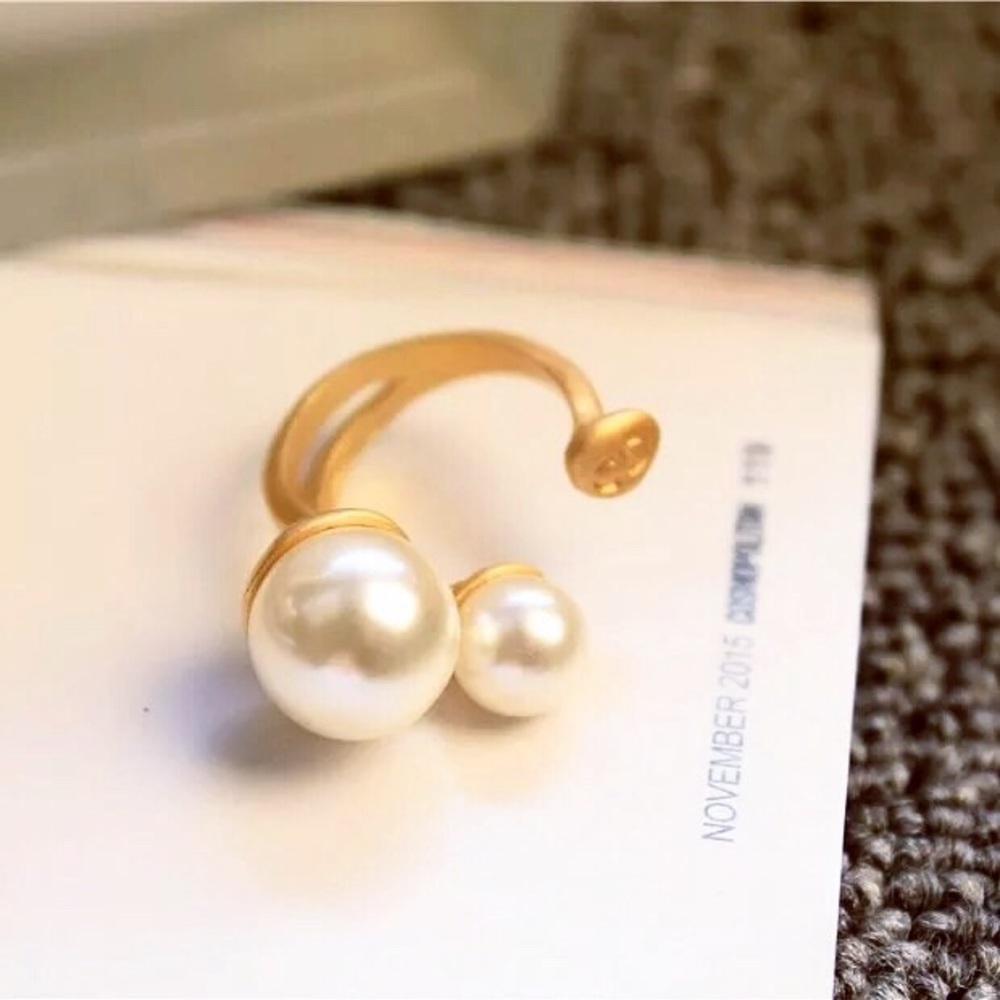 17Basics 18K gold plated pearl ring